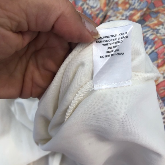 V neck rayon ruffle  Sz sm multi color slip on - Picture 7 of 7